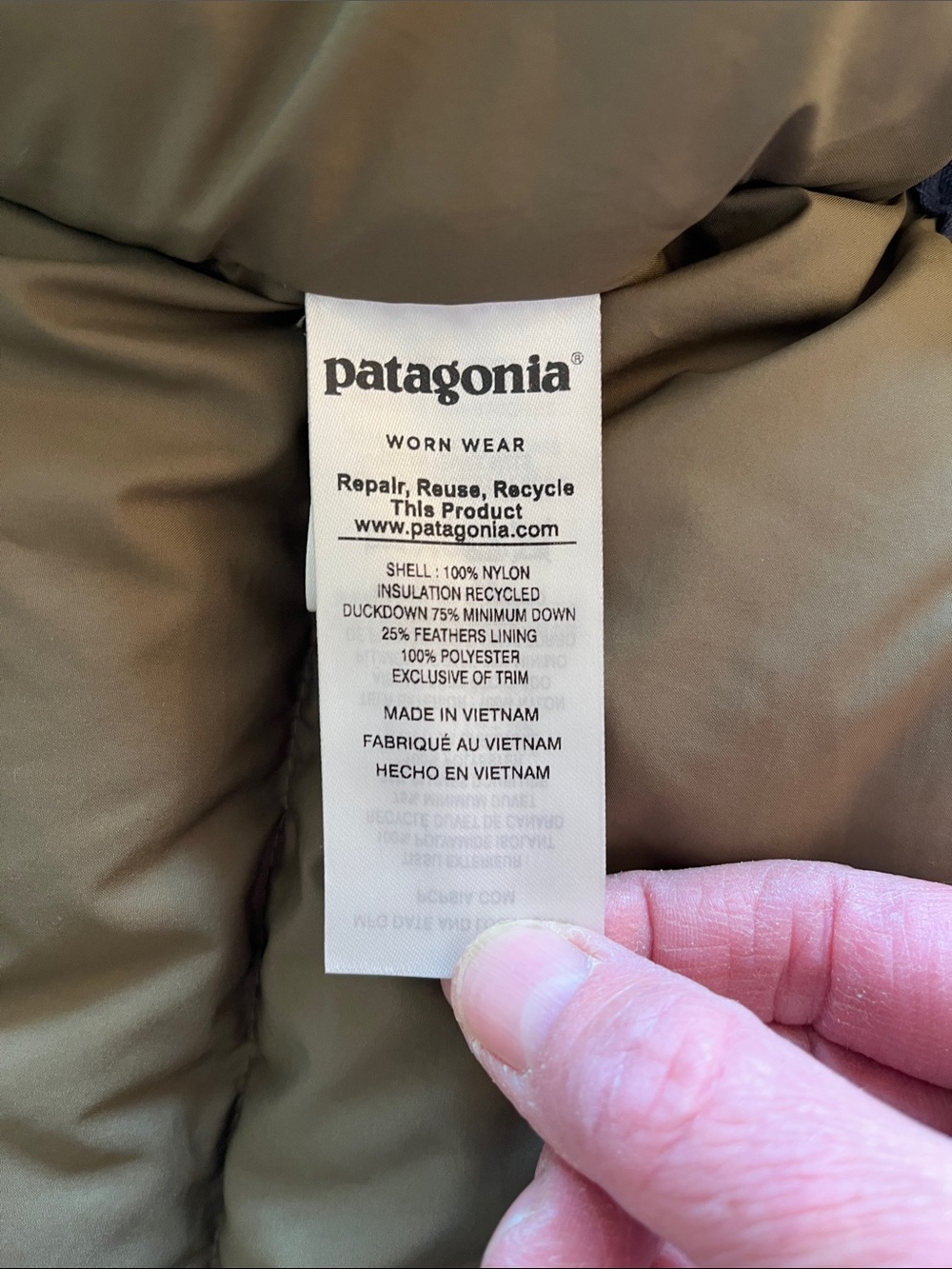 Patagonia® Worn Wear W's Bivy Hooded Vest in Smolder Blue and Fatigue Green Sz M - Picture 4 of 10
